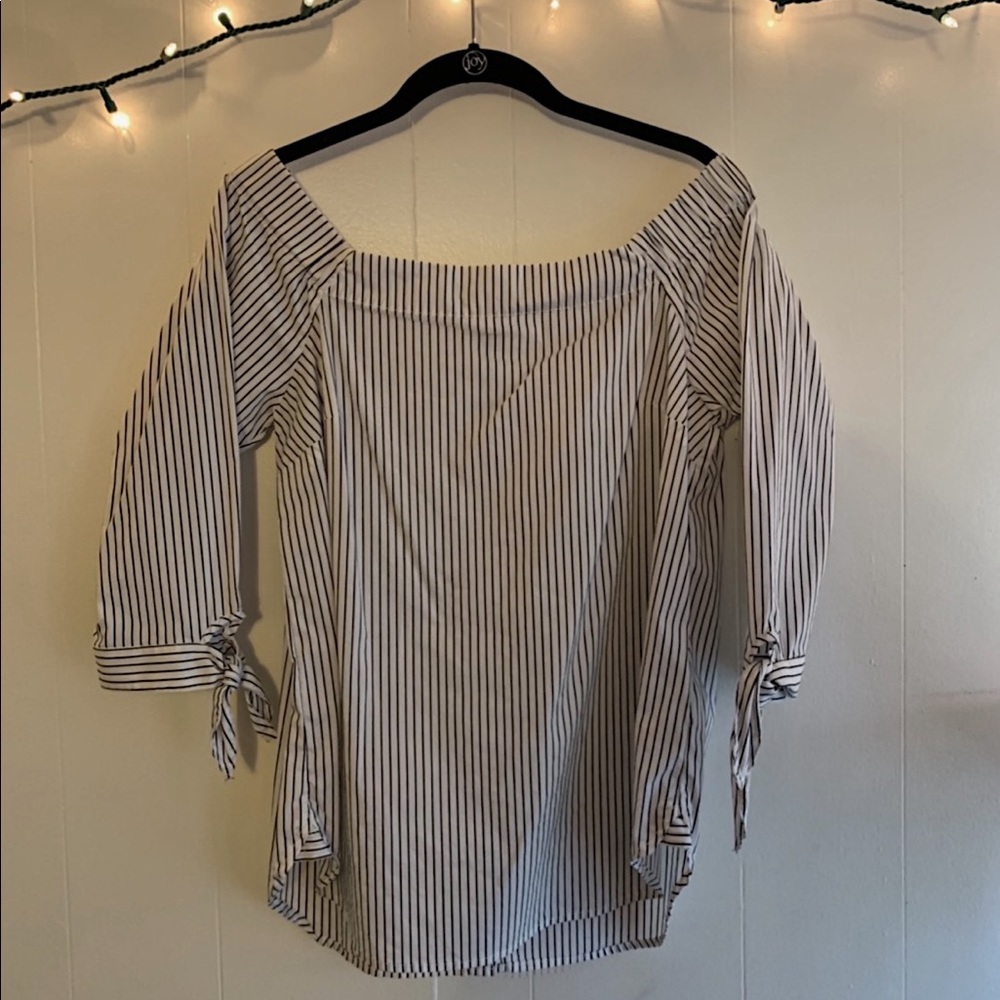 Stripped off the shoulder top
